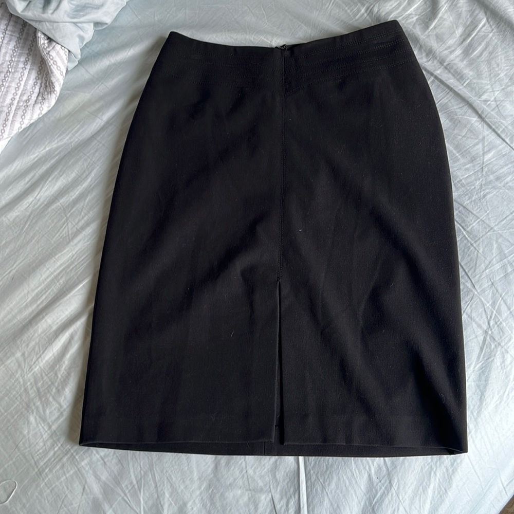 The Limited stretch pretty black skirt